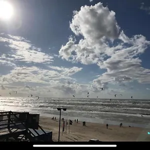 het-zonnetje-zandvoort-2042-vs.zandvoort-hotels.com/