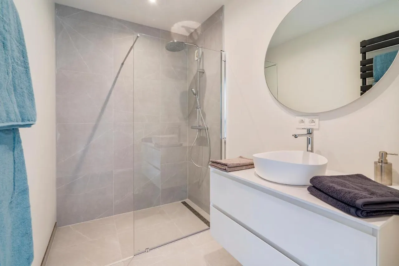 Fantastically Located Modern Apartment With Garage Available Ostend